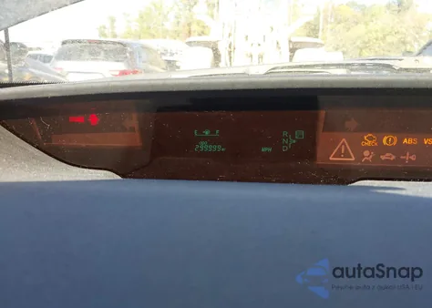 2004 Toyota Prius from USA, damaged, VIN JTDKB20U240090372